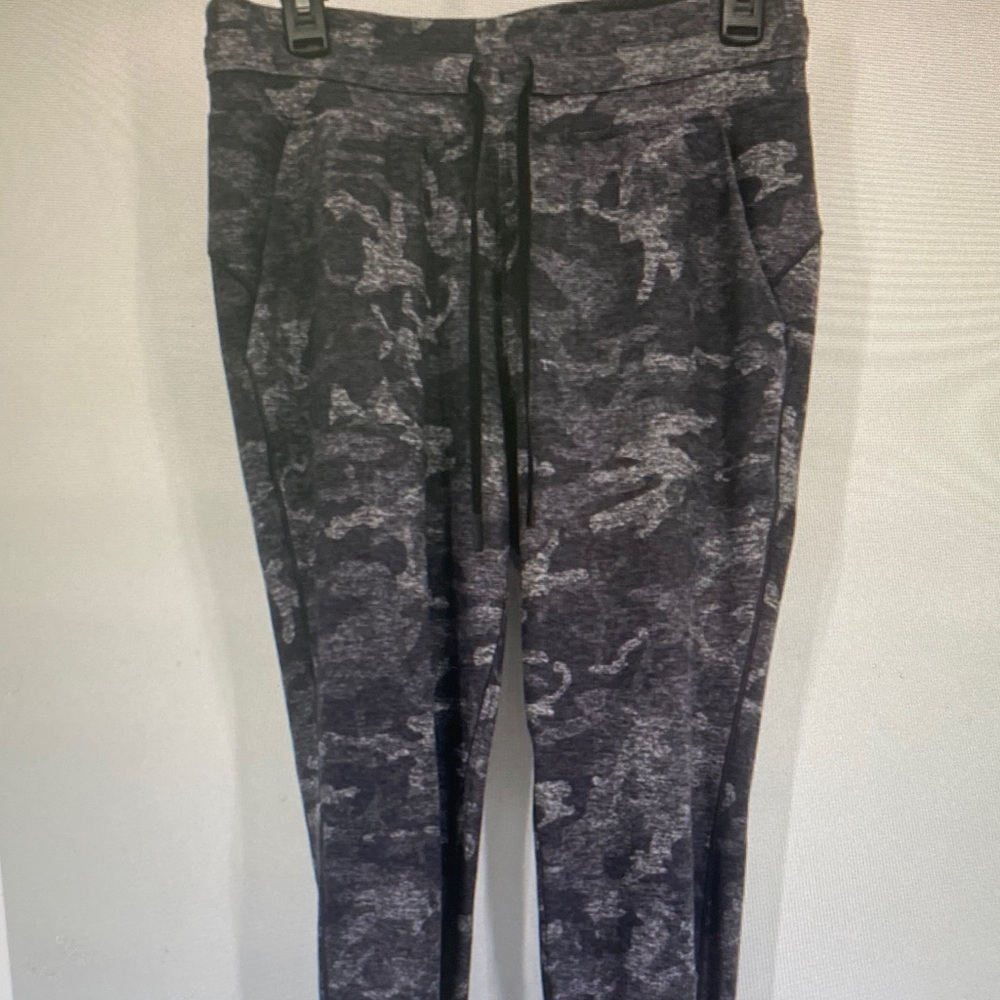 lululemon athletica Dark Gray Camouflage Jogger Pants